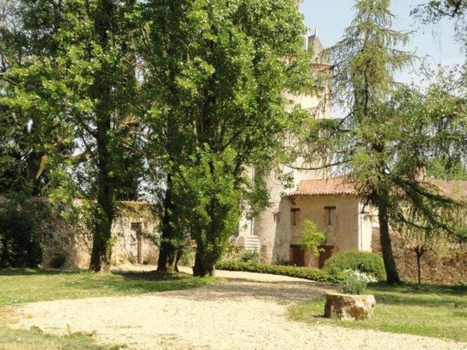 Saint-Paul-du-Bois Magnificent Holiday Home With Pool מראה חיצוני תמונה